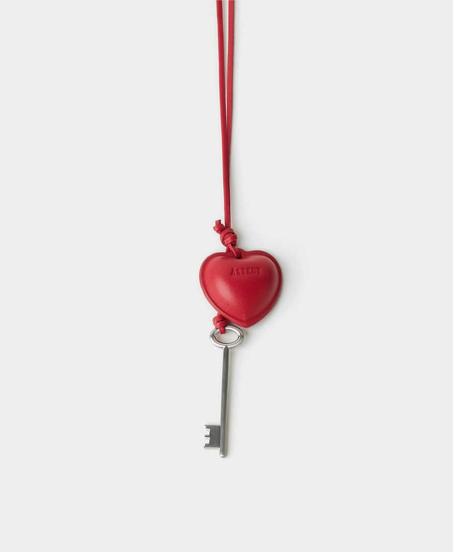 Подвеска KEY TO THE HEART. Вид 1
