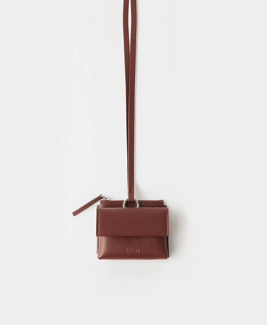 Мини-портмоне на длинном шнуре. Вид 1